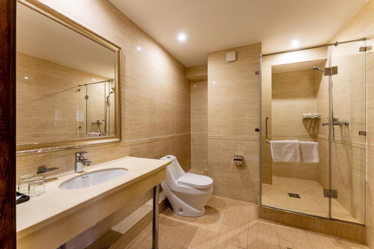 Renion Park Hotel Almaty Ngoại thất bức ảnh