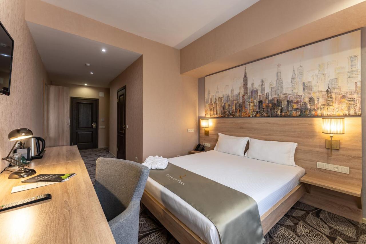 Renion Park Hotel Almaty Ngoại thất bức ảnh