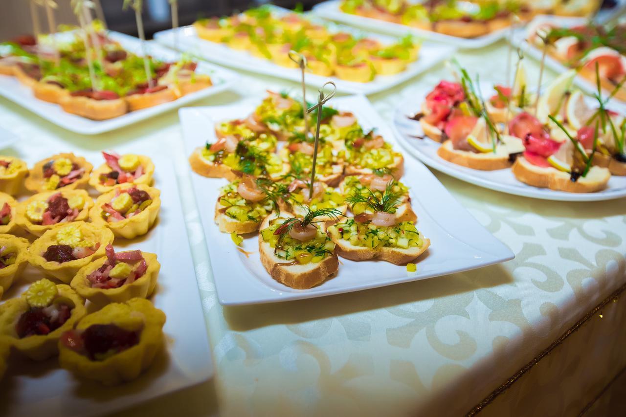 Renion Park Hotel Almaty Ngoại thất bức ảnh