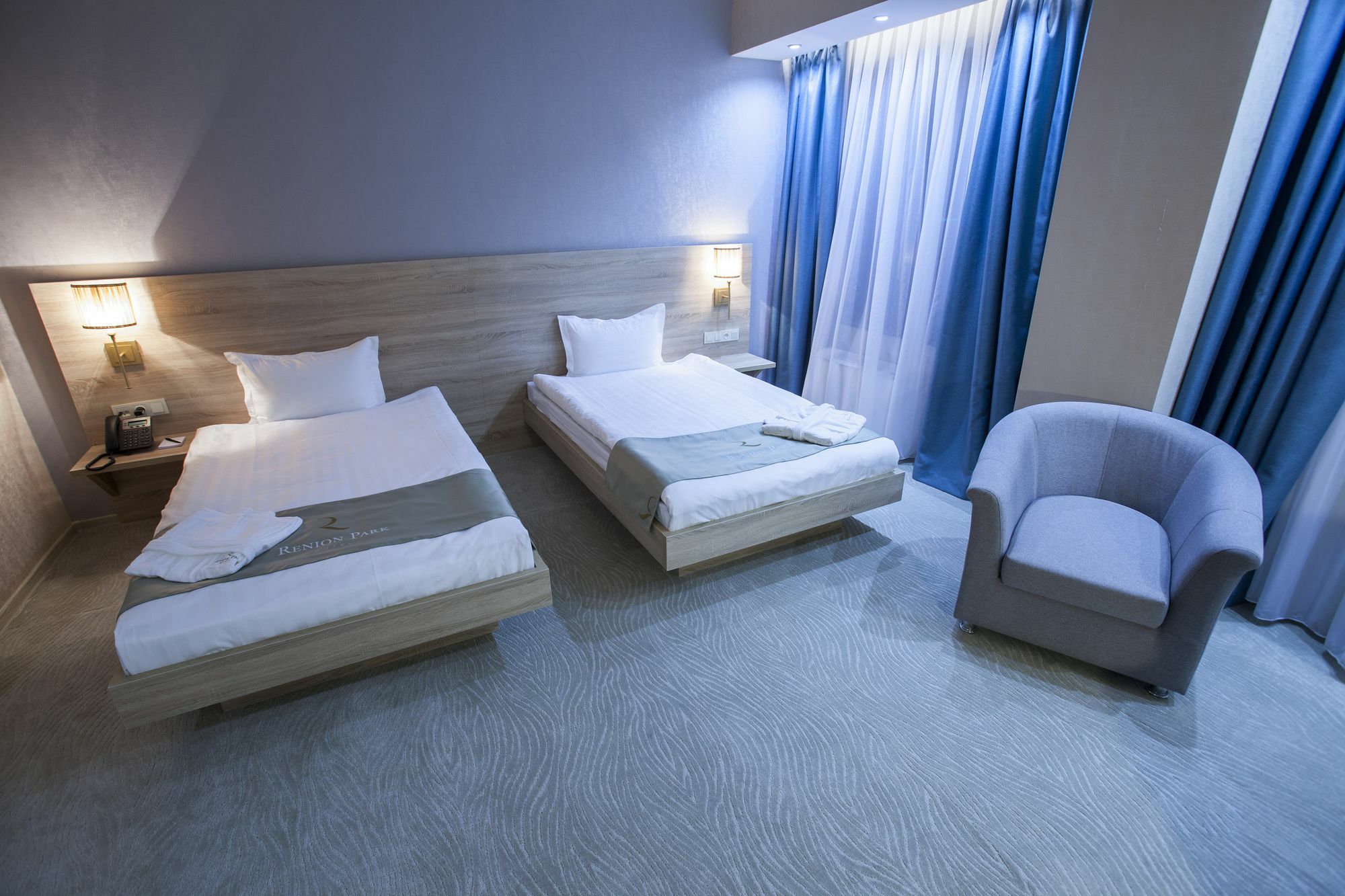Renion Park Hotel Almaty Ngoại thất bức ảnh